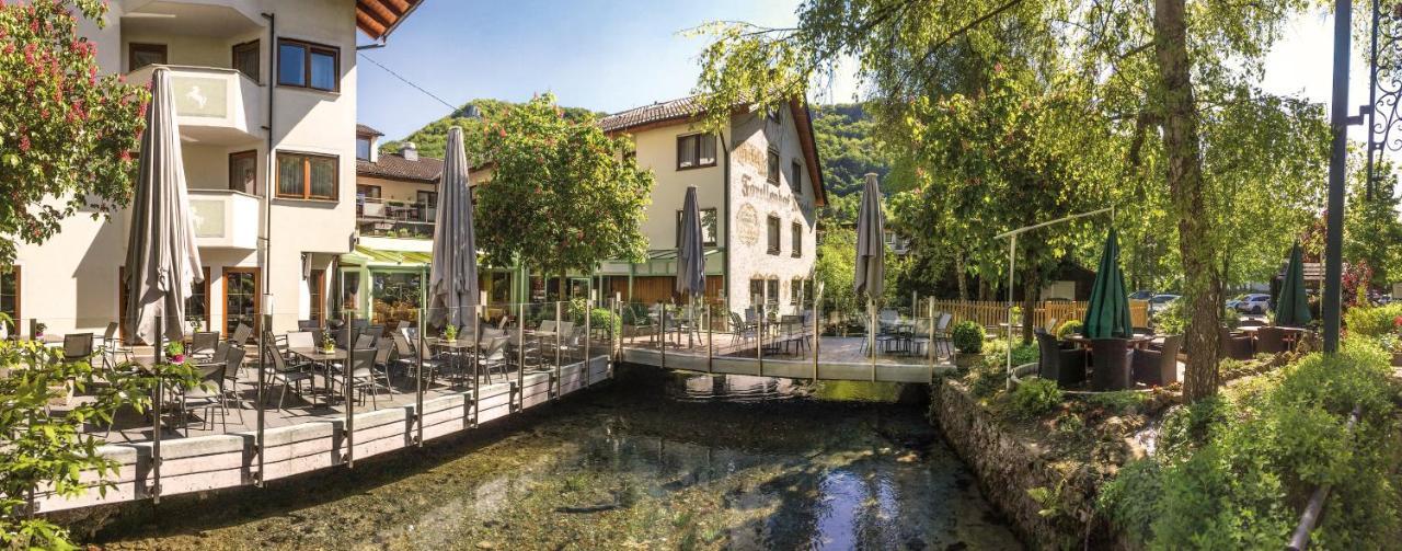 Forellenhof Roessle Hotel & Restaurant Lichtenstein  エクステリア 写真