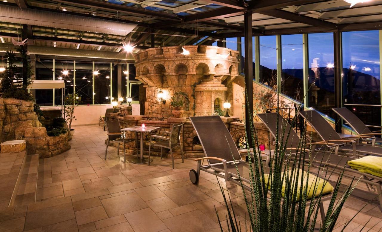 Forellenhof Roessle Hotel & Restaurant Lichtenstein  エクステリア 写真