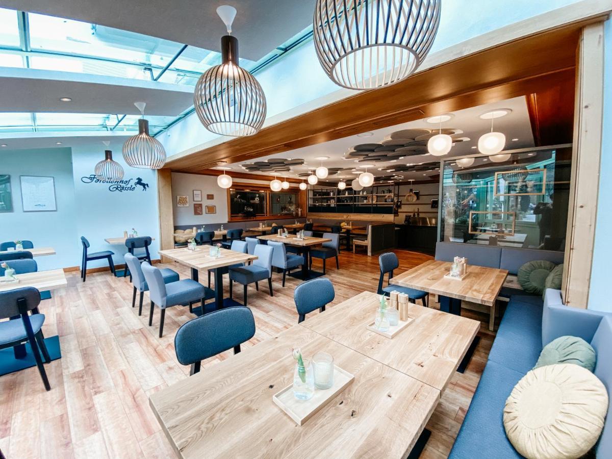 Forellenhof Roessle Hotel & Restaurant Lichtenstein  エクステリア 写真