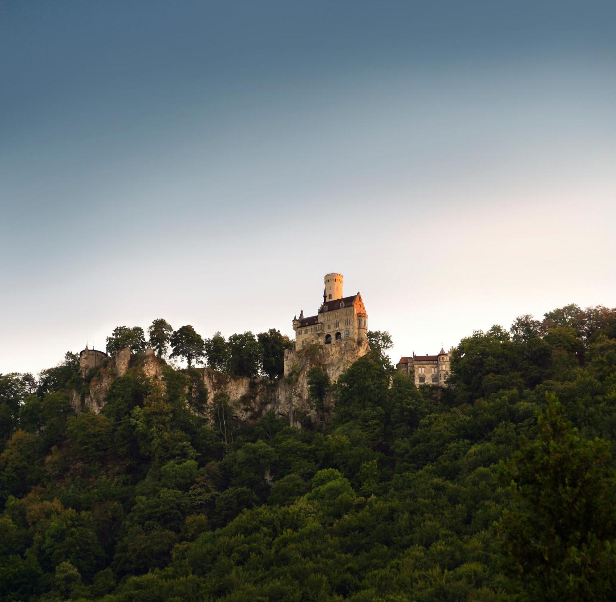 Forellenhof Roessle Hotel & Restaurant Lichtenstein  エクステリア 写真