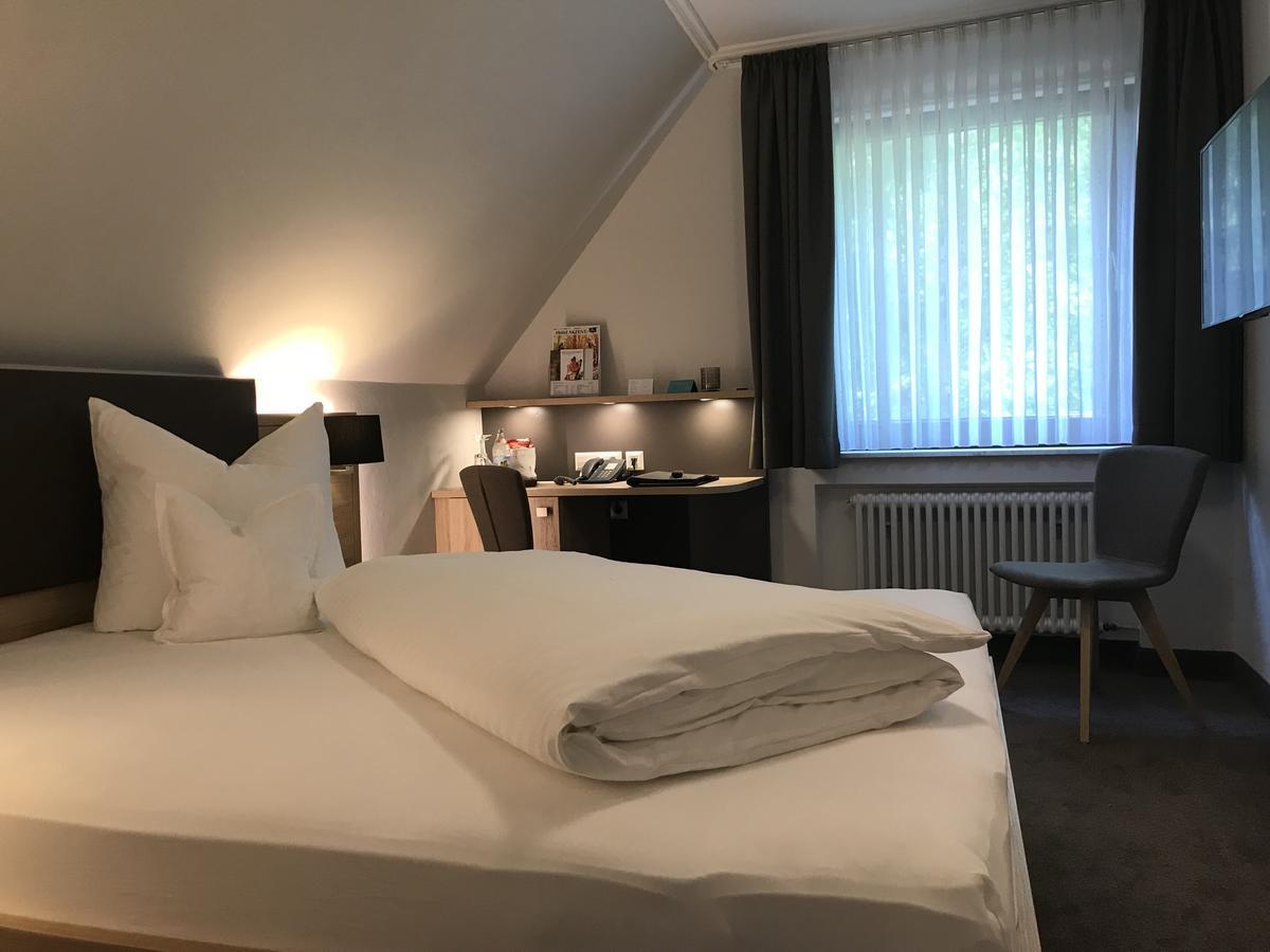 Forellenhof Roessle Hotel & Restaurant Lichtenstein  エクステリア 写真