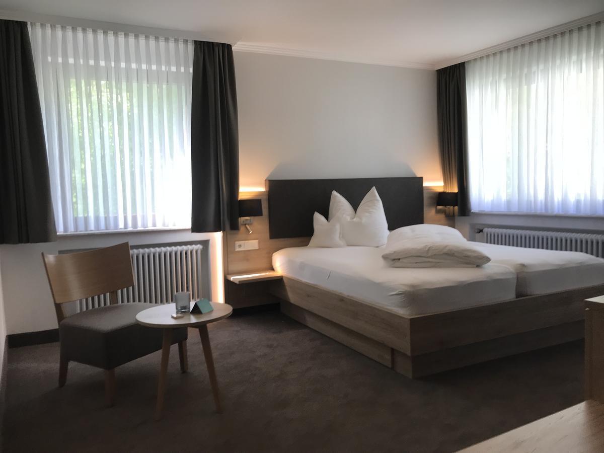Forellenhof Roessle Hotel & Restaurant Lichtenstein  エクステリア 写真