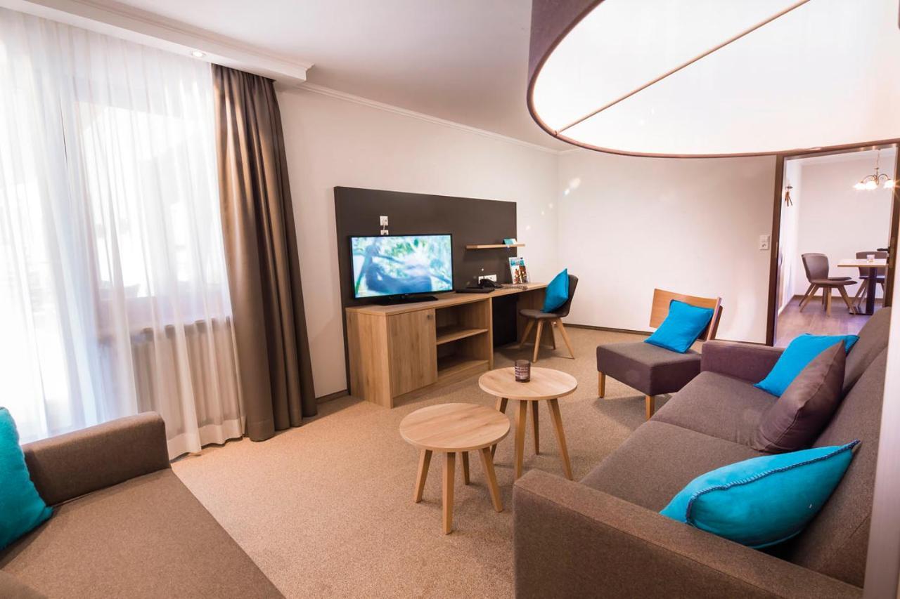 Forellenhof Roessle Hotel & Restaurant Lichtenstein  エクステリア 写真
